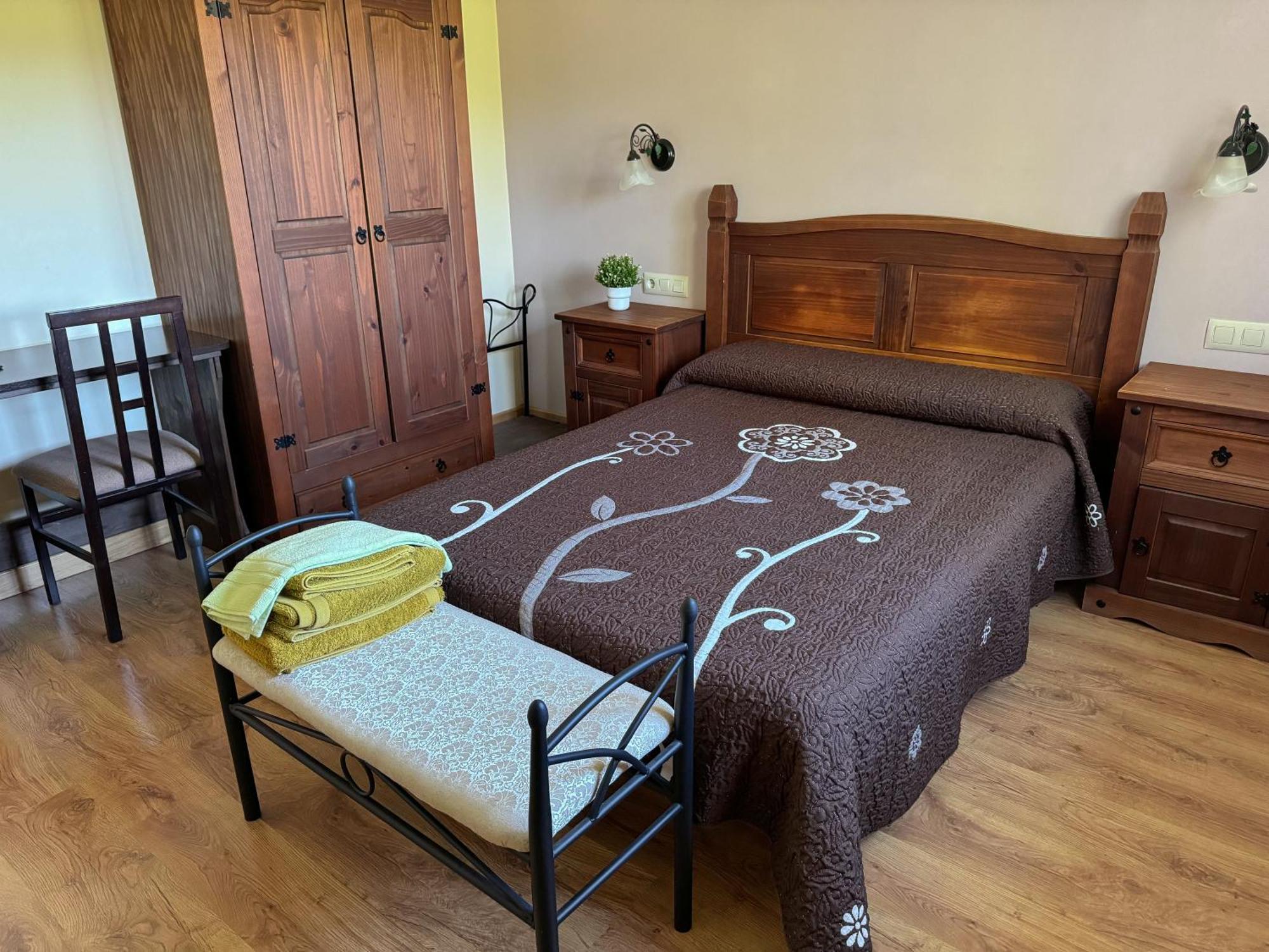 Apartamentos Sanabria Галенде Экстерьер фото